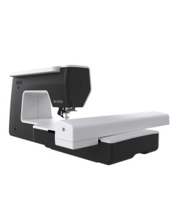 Швейно-вышивальная машина Bernette B 79-foto10